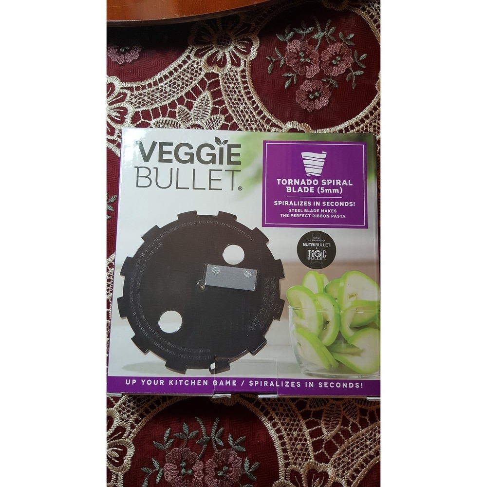 VEGGIE  BULLET TORNADO SPIRAL BLADE Spiralizes n seconds !